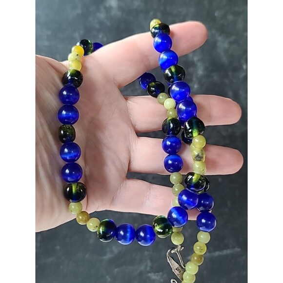 925 Sterling Silver Clasp Serpentine & Glass Beaded Necklace Vintage - Picture 1 of 10